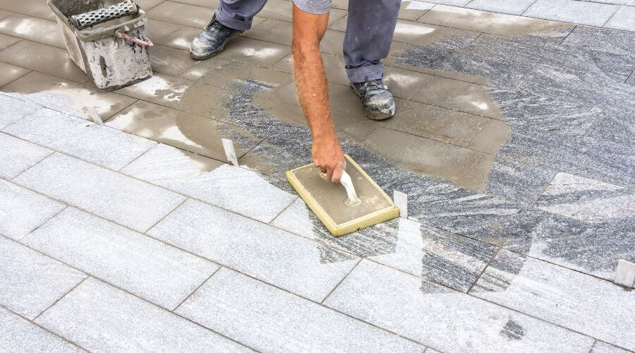 Professional residential roofers in Stout, IA